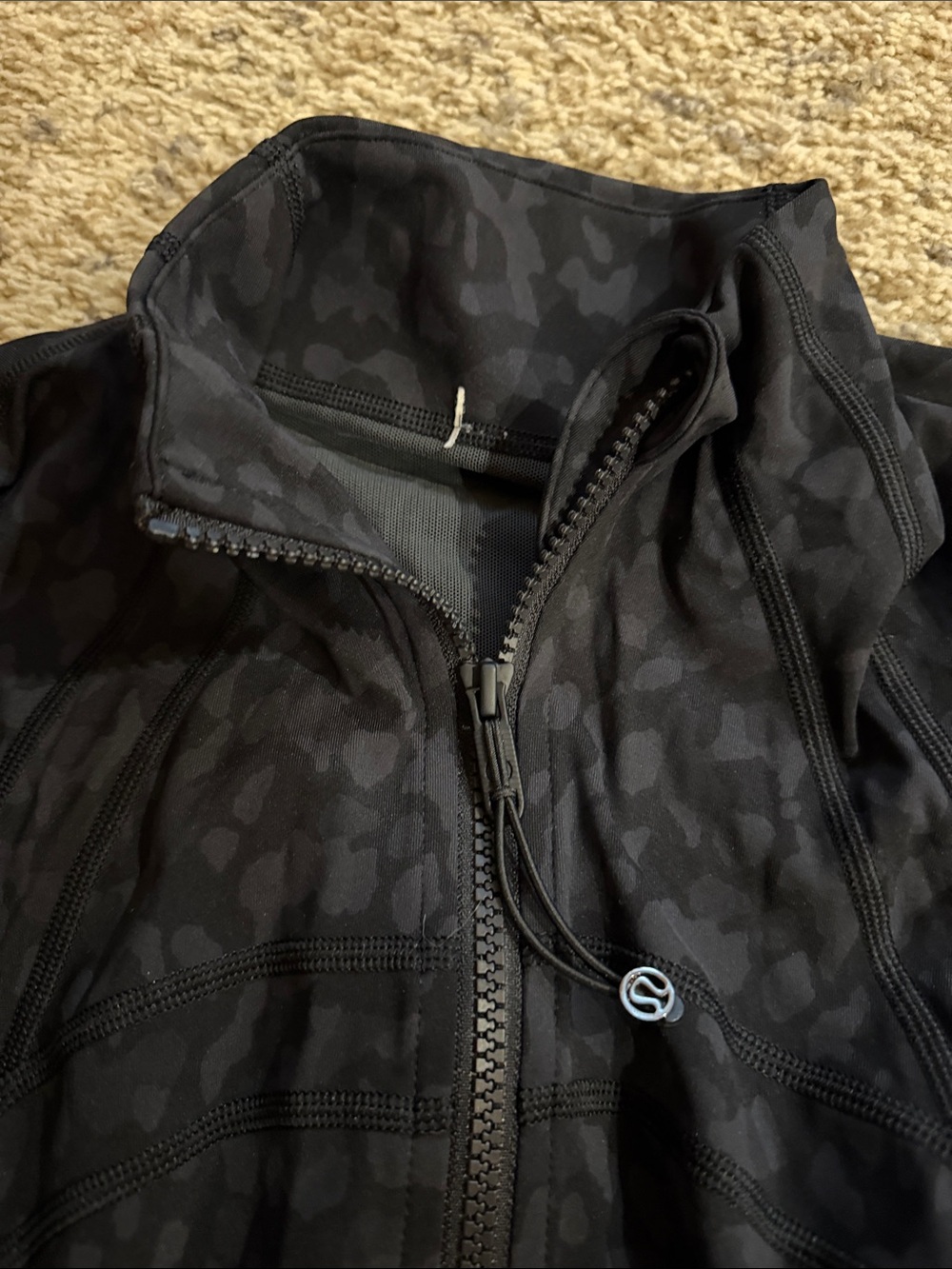 Lululemon Define Jacket - Picture 3 of 5